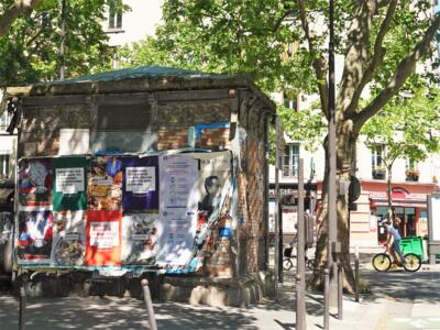 PA_821, Space Invader on 81–87 Boulevard de Charonne — Street art by Invader in Paris