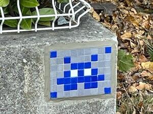 GRN_56, Space Invader on 26 Rue du Pré Blanchet — Street art by Invader in Grenoble