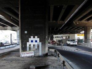 BGK_51, Space Invader de Chuea Phloeng Road — Street art de Invader à Bangkok