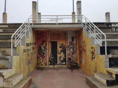 El origen de los mitos — Street art de Manuel Díaz Mere à La Bañeza