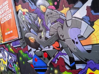 Mur wildstyle du Bahnhof Bilk — Street art à Düsseldorf