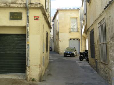 MPL_38, Space Invader on Rue du Figuier — Street art by Invader in Montpellier