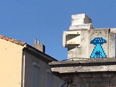 MARS_84, Space Invader de l'avenue de Mazargues — Street art de Invader à Marseille