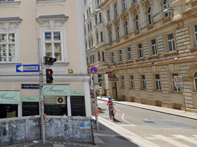 WN_46, Space Invader on Rechte Wienzeile 15 — Street art by Invader in Wien