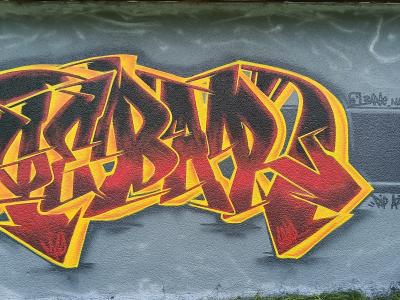 Lettrage flammé rouge et or — Street art à Sainte-Luce-sur-Loire
