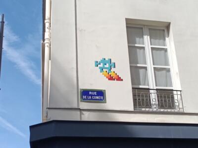 PA_1312, Space Invader de la rue de la Comète — Street art de Invader à Paris