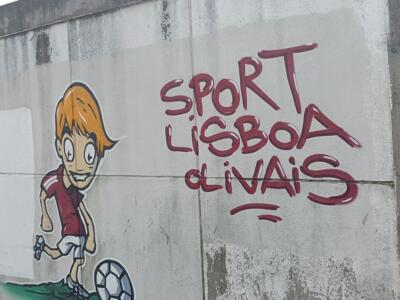 Sport Lisboa Olivais Tag and Little Footballer — Street art in Lisboa