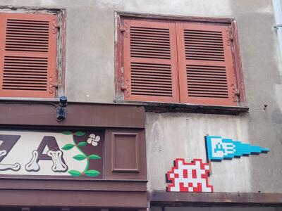 BAB_29, Space Invader de la rue des Augustins — Street art de Invader à Bayonne
