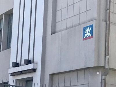 MARS_89, Space Invader de la rue du Marché — Street art de Invader à Marseille