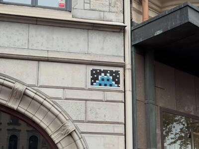 STK_05, Space Invader on 15 Stureplan — Street art by Invader in Stockholm