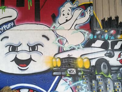 Bibendum Chamallow et Ghostbusters — Street art à Plérin