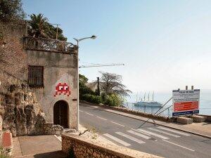 CAZ_17, Space Invader du boulevard Carnot — Street art de Invader à Nice