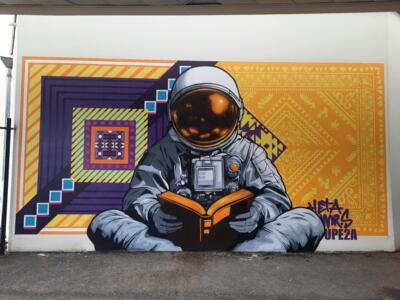 The Traveller — Street art by Heta One, Monsieur S in Rillieux-la-Pape