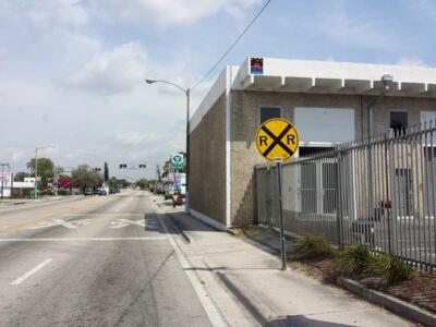 MIA_74, Space Invader de N Miami Ave — Street art de Invader à Miami