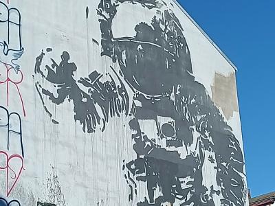 Astronaute cosmonaute de Victor Ash — Street art de Victor Ash à Berlin