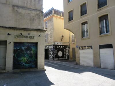 AVI_26, Space Invader de la rue de la Bonneterie — Street art de Invader à Avignon