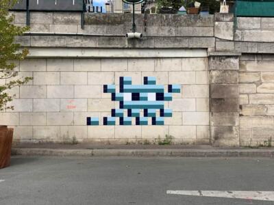 PA_1512, Space Invader du parc Rives de Seine - Georges Pompidou — Street art de Invader à Paris