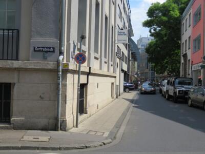 KLN_16, Space Invader de Gertrudenstraße — Street art de Invader à Köln