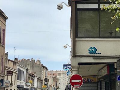 MARS_28, Space Invader de la rue Alphonse Daudet — Street art de Invader à Marseille