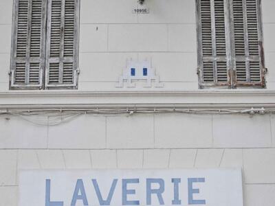 MARS_17, Space Invader de l'impasse Narcisse — Street art de Invader à Marseille