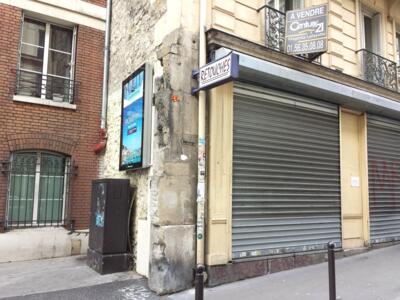 PA_226, Space Invader on 83 Rue d'Hauteville — Street art by Invader in Paris