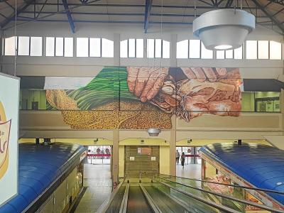 The Hands That Sustain Us — Street art by Joan Aguiló in Palma