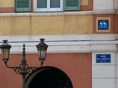BTA_30, Space Invader du boulevard Paoli — Street art de Invader à Bastia
