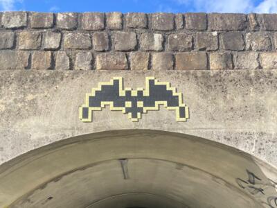 FTBL_24, Space Invader de la route des Artistes — Street art de Invader à Fontainebleau