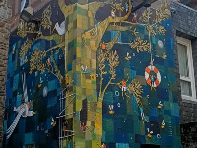 La Cabane, par Adec — Street art de Adec à Saint-Brieuc