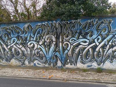 Wildstyle noir, blanc et jaune — Street art à Lisboa