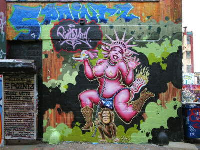 Lady Liberty — Street art de Lady Pink à New York