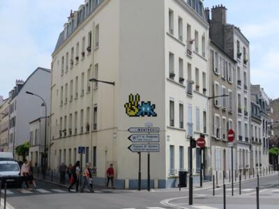 PA_1341, Space Invader on 40 avenue Aubert — Street art by Invader in Vincennes