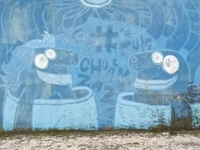 Chevaux bleus face à face — Street art à Lisboa