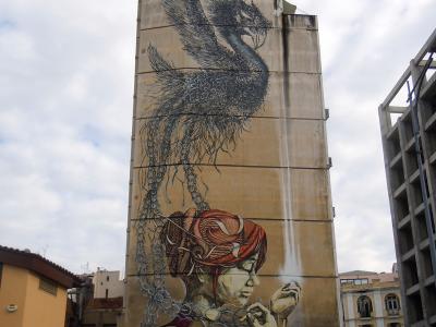 La fille et le phénix — Street art de DALeast à Thessaloniki