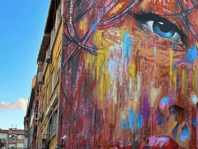 Istanbul's Eye — Street art by Carlos Callizo in Istanbul