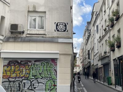PA_1524, Space Invader on 26 Rue Sainte-Foy — Street art by Invader in Paris