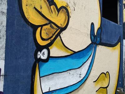 Canard au foulard rayé — Street art à Almada