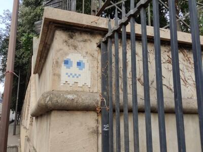 PA_305, Space Invader de la rue Geoffroy St-Hilaire — Street art de Invader à Paris