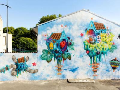 Free Outside — Street art by Korail in Toulouse
