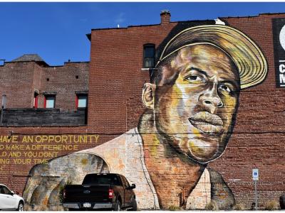 Roberto Clemente — Street art by Kyle Holbrook in Pittsburgh
