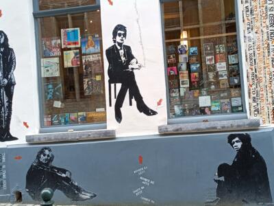 Pochoirs de musiciens par Jef Aérosol — Street art de Jef Aérosol à Bruxelles