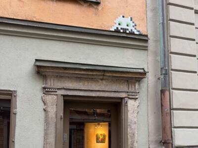STK_14, Space Invader on 8 Köpmanbrinken — Street art by Invader in Stockholm