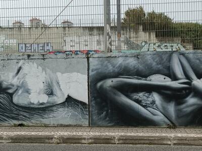 Nus au lièvre en noir et blanc, par Ardi — Street art de Anna Ardi à Lisboa