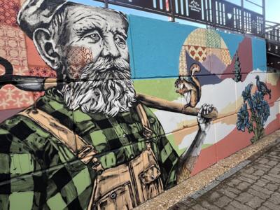 Le Gardien du Val d'Arly — Street art de EvazéSir à Crest-Voland