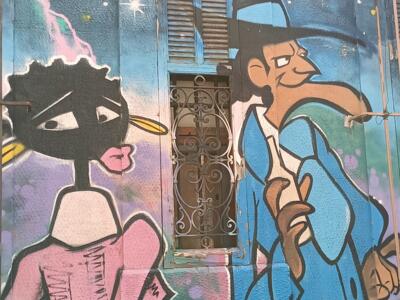 Baiser sous le ciel étoilé — Street art à Marseille