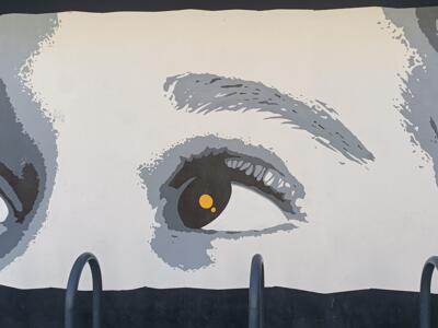 A child's gaze by ADL — Street art by ADL in Le Mans