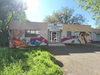 À l'écoute — Street art de Heta One à Rillieux-la-Pape
