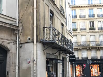PA_625, Space Invader on 77 Rue des Saints-Pères — Street art by Invader in Paris