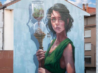 The Messenger — Street art de Uri KTHR à La Bañeza