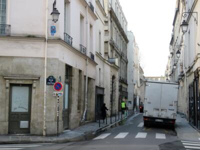 PA_378, Space Invader on 14 Rue Charlot — Street art by Invader in Paris